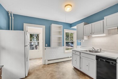 38-40 Court Ln, Concord, MA 01742 - photo 5