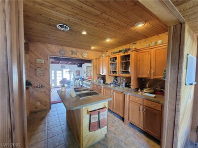 Butler's Kitchen has JennAir cooking island.