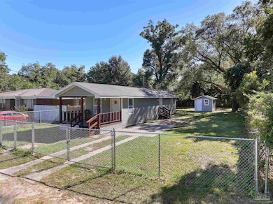 2405 W Hernandez St, Pensacola, FL 32505 - photo 3