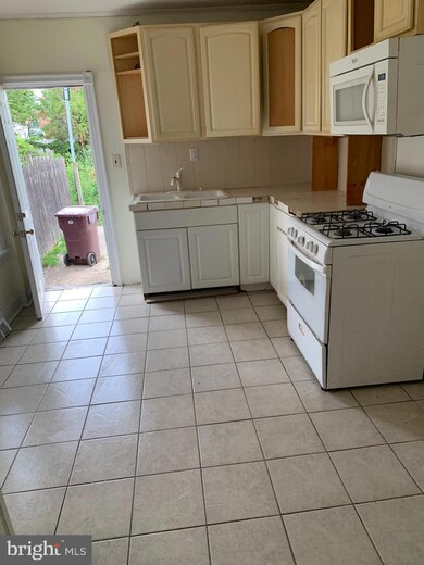 313 E Twenty Fourth St, Wilmington, DE 19801 - photo 3