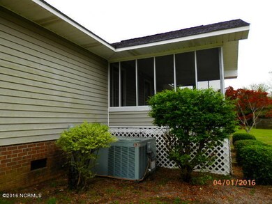 235 Hemlock Dr, Whiteville, NC 28472 - photo 6