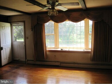 972 Englesville Hill Rd, Boyertown, PA 19512 - photo 4