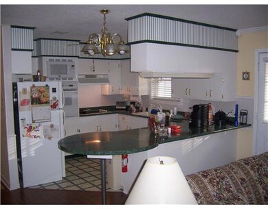 518 Holiday Cir, Pineville, LA 71360 - photo 2