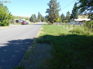 335 S Cozart St, Prairie City, OR 97869 - photo 7