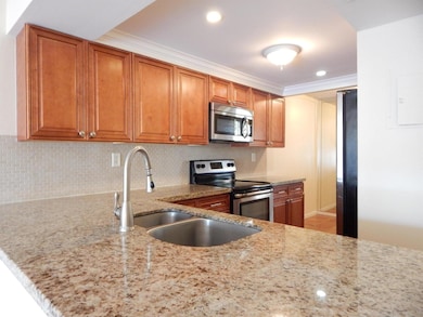 9 Royal Palm Way unit 1060, Boca Raton, FL 33432 - photo 2