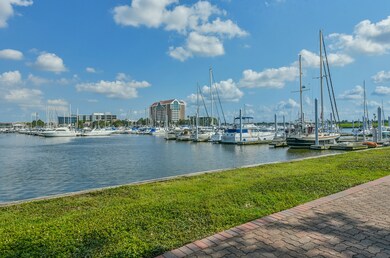 Easy living on the water