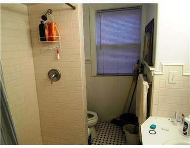 25 E Transit St, Providence, RI 02906 - photo 6