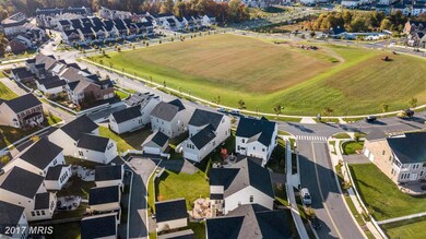 11825 Emerald Green Dr, Clarksburg, MD 20871 - photo 3