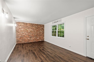 372 S Cherry St unit B, Kernersville, NC 27284 - photo 6