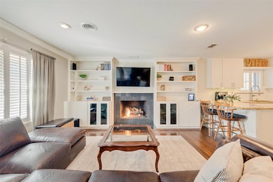 6338 Town Hill Ln, Dallas, TX 75214 - photo 7