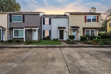 1319 River Birch Run S, Chesapeake, VA 23320 - photo 2