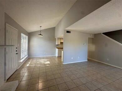 4807 Putters Cove unit A, Austin, TX 78744 - photo 4