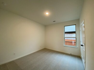 549 Pickett Creek Dr, Hudson Oaks, TX 76087 - photo 6