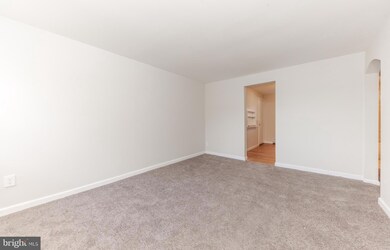 538 Pfeiffer St unit B, Camden, NJ 08105 - photo 3