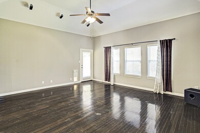 6079 Yale St, Houston, TX 77076 - photo 7
