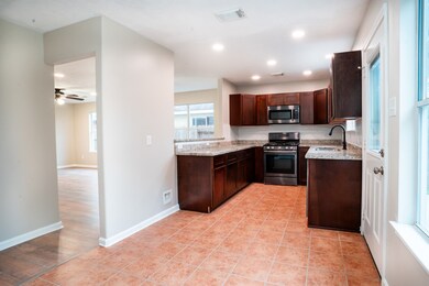 7219 Winter Song Dr, Magnolia, TX 77354 - photo 7