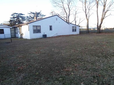 27 Louis Ave, Albany, NY 12204 - photo 3