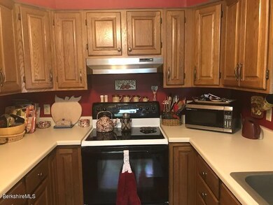 5 Alger St, Adams, MA 01220 - photo 7