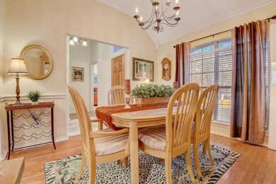 2605 Briargrove Dr, Hurst, TX 76054 - photo 6