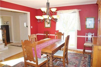 8608 Hallet St, Lenexa, KS 66215 - photo 2