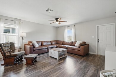 7926 Vineyard Dr, Abilene, TX 79606 - photo 4