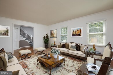 4652 Country Vale Ct, Annandale, VA 22003 - photo 4