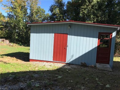 728 N Mccrary St, Asheboro, NC 27205 - photo 5