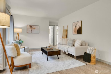 1021 Walnut St, Edmonds, WA 98020 - photo 3