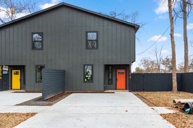 7802 Hanfro Ln, Houston, TX 77088 - photo 4