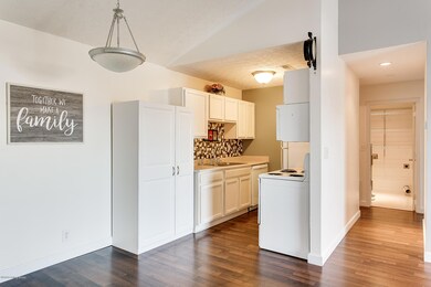 169 Central Blvd unit 41, Mount Washington, KY 40047 - photo 7