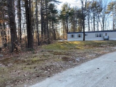 8 Julia Ave, Rochester, NH 03867 - photo 2