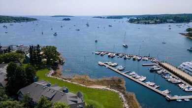 64 McFarland Point Dr unit 18, Boothbay Harbor, ME 04538 - photo 4