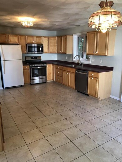 19 Souhegan Dr, Nashua, NH 03063 - photo 3