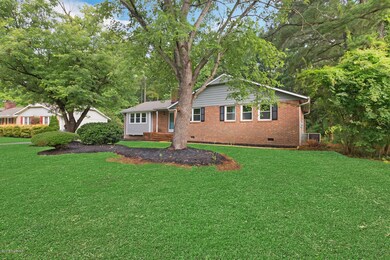 1407 Clifton Rd, Jacksonville, NC 28540 - photo 2