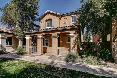 102-RightFront_Exterior