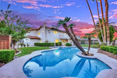 Heated Pool & Spa