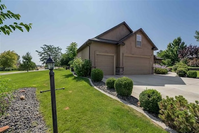 427 W Bayhill Dr, Nampa, ID 83686 - photo 4