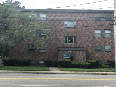258 Main St unit 5, North Reading, MA 01864 - photo 2