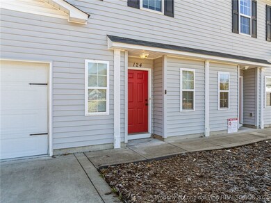 124 Sherman Ct, Raeford, NC 28376 - photo 4