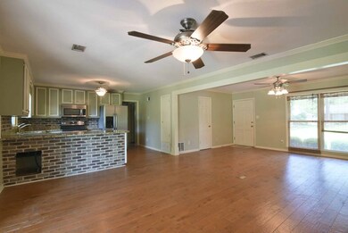 2002 Acker Dr, Albany, GA 31707 - photo 3