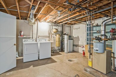 2189 Conover Cir, Fitchburg, WI 53575 - photo 2