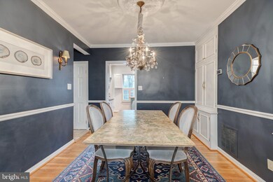 3508 Hamlet Place, Chevy Chase, MD 20815 - photo 6