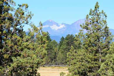 65145 Smokey Ridge Rd, Bend, OR 97703 - photo 4