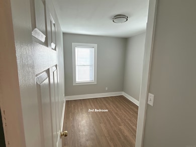 22 Chestnut St unit 24, Windsor Locks, CT 06096 - photo 2