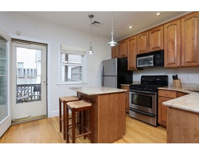 140-142 W 7th St unit 2, Boston, MA 02127 - photo 2