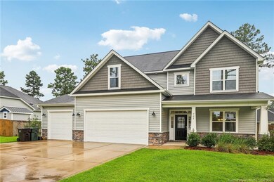 707 Foggy Crossing Ct, Aberdeen, NC 28315 - photo 3
