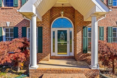 324 Gaston Ct, Statesville, NC 28625 - photo 3