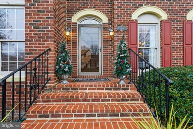 6211 Point Cir, Centreville, VA 20120 - photo 3