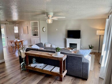 1940 Colorado Ln, Grants Pass, OR 97527 - photo 2