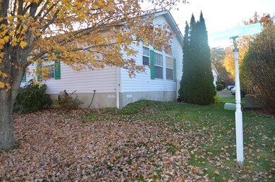 27 Hummingbird Ln, Tiverton, RI 02878 - photo 4